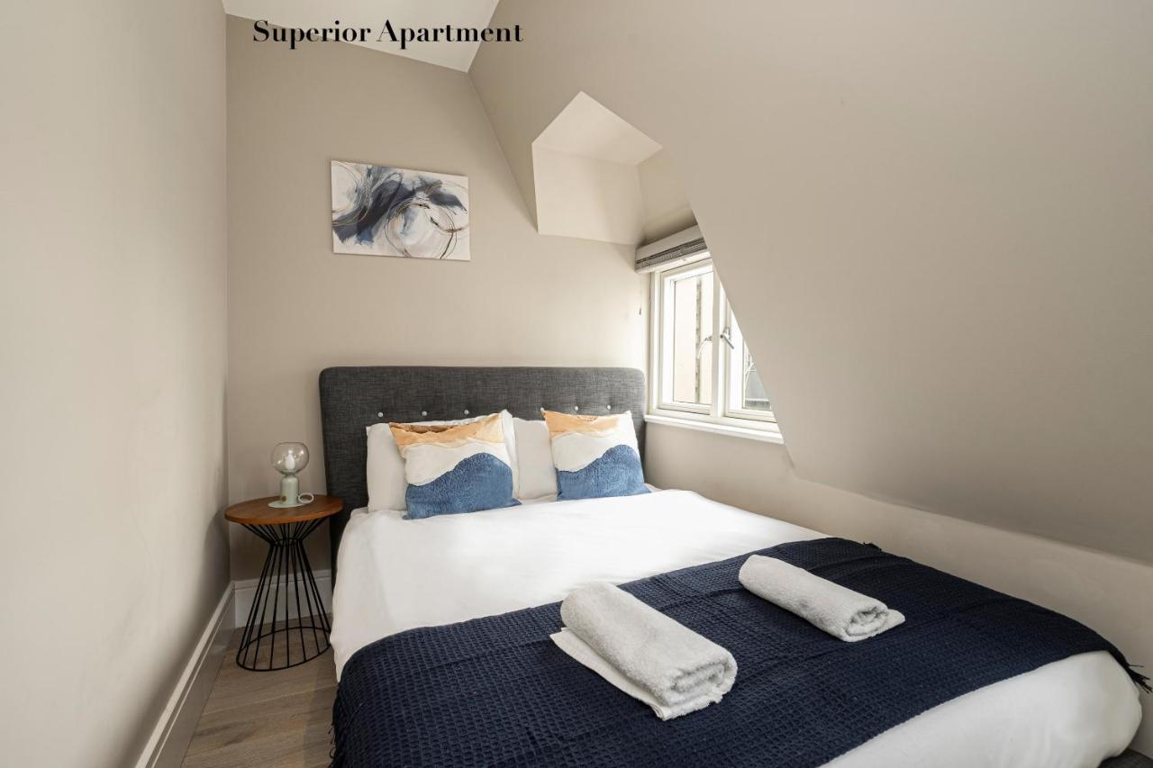 Superb Apartments Opposite Edgware Road Station Londra Esterno foto