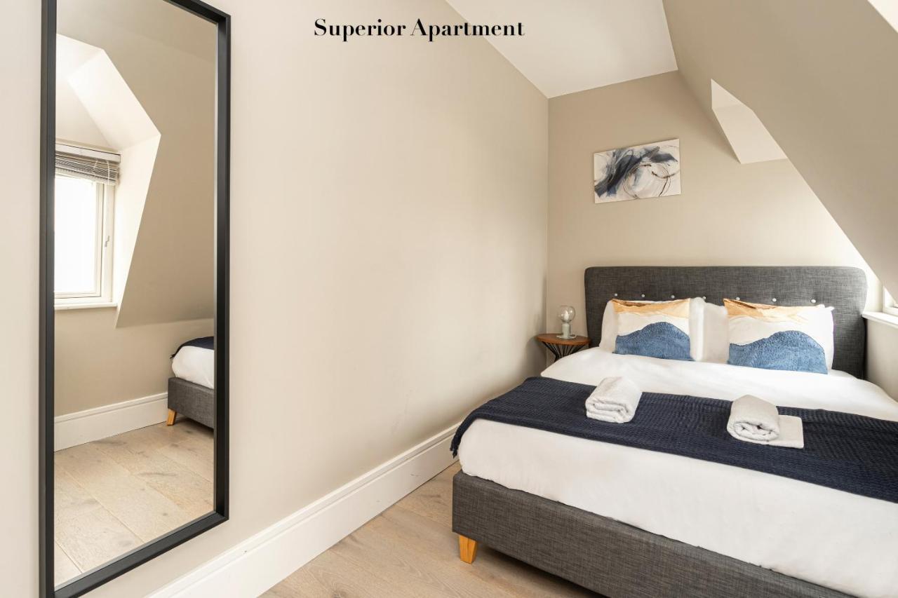 Superb Apartments Opposite Edgware Road Station Londra Esterno foto