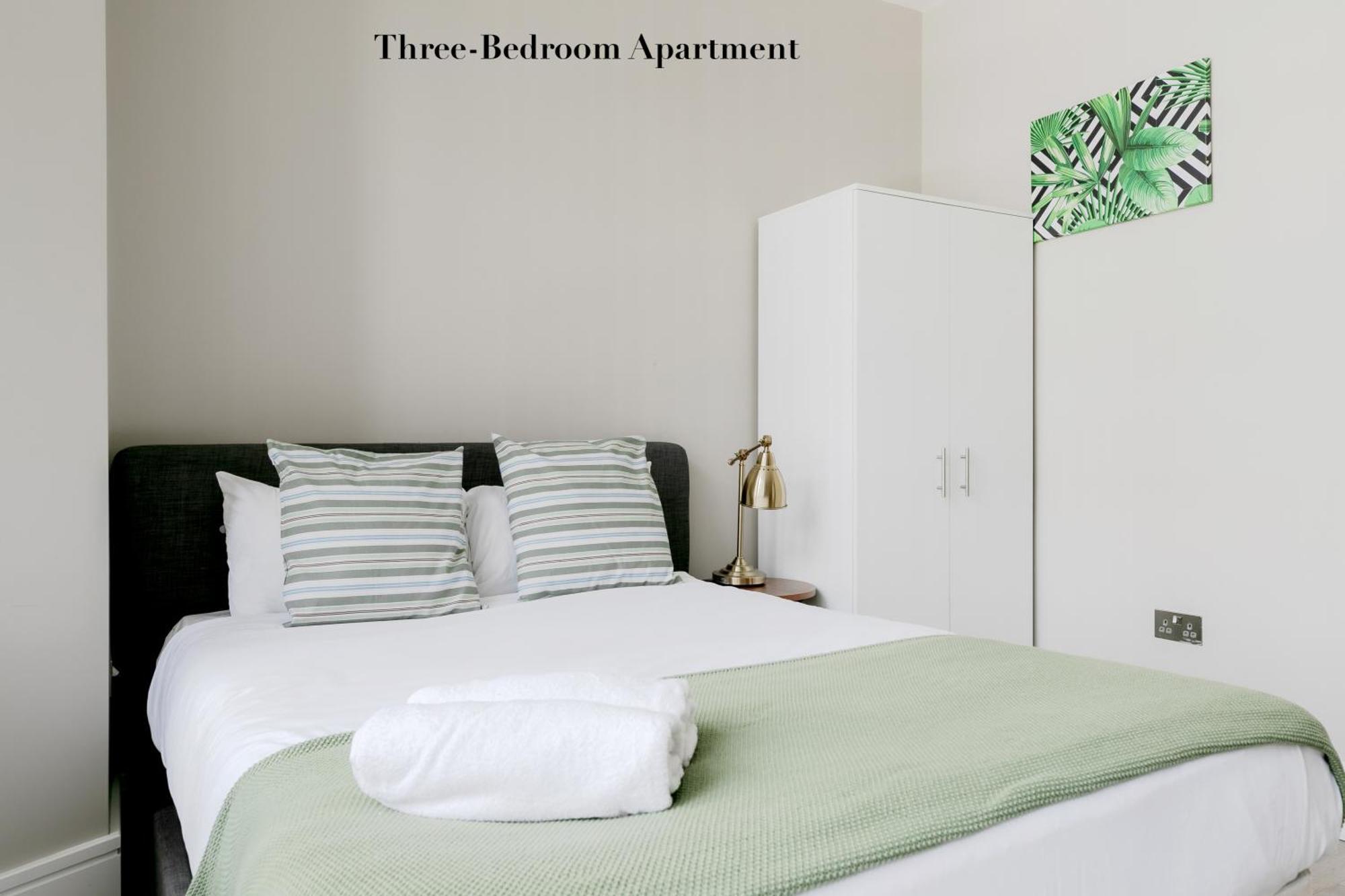 Superb Apartments Opposite Edgware Road Station Londra Camera foto