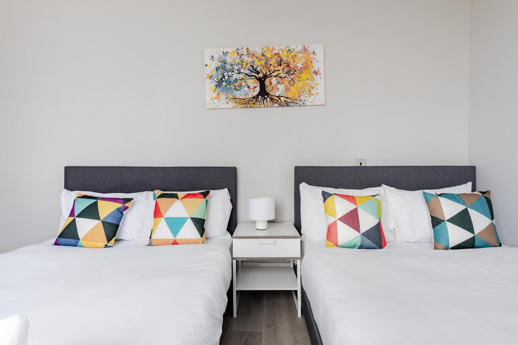 Superb Apartments Opposite Edgware Road Station Londra Camera foto