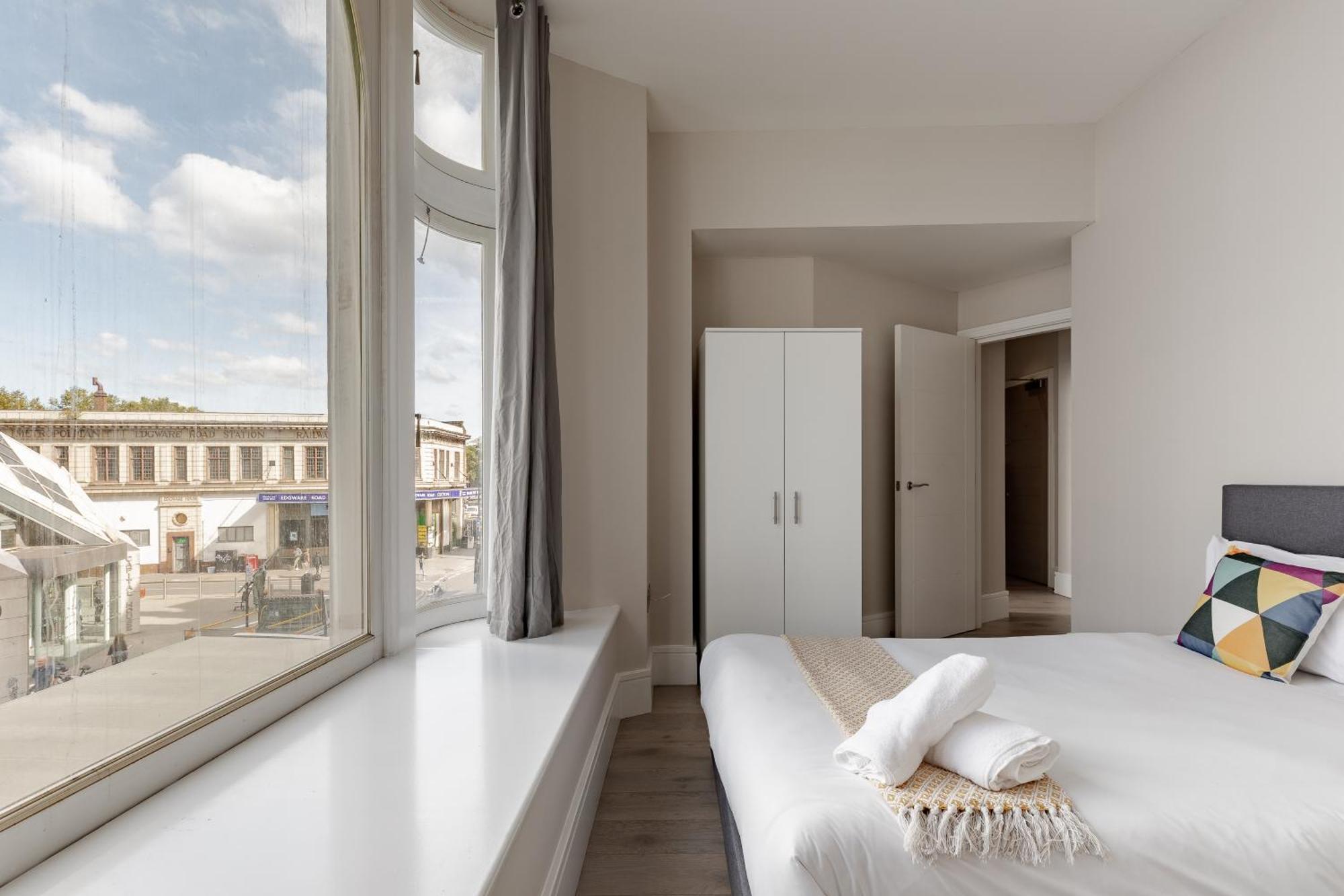 Superb Apartments Opposite Edgware Road Station Londra Camera foto